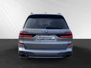 X7 xDrive40d M Sport Pro AHK SkyLounge Komforts.
