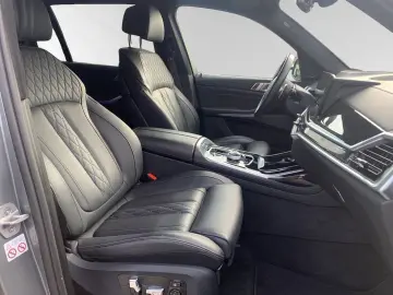 X7 xDrive40d M Sport Pro AHK SkyLounge Komforts.