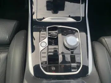 X7 xDrive40d M Sport Pro AHK SkyLounge Komforts.