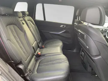 X7 xDrive40d M Sport Pro AHK SkyLounge Komforts.