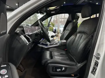 X7 xDrive 40 d M Sport   Soft-Close   SkyLounge