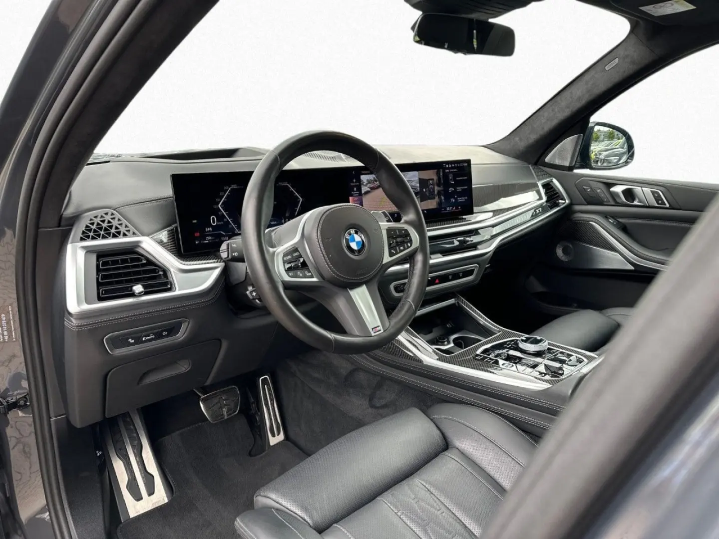 X7 xDri 40d M Sport Pro Executive B&W Sky Iconic