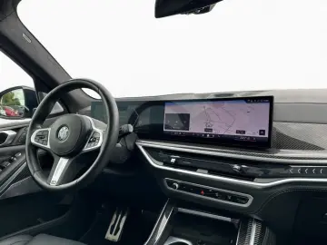 X7 xDri 40d M Sport Pro Executive B&W Sky Iconic