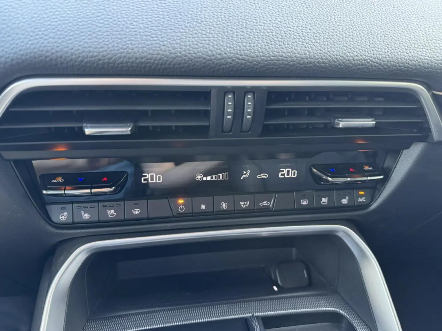 CX-60 2.5L e-Skyactiv PHEV HOMURA CON-P DRI-P CO