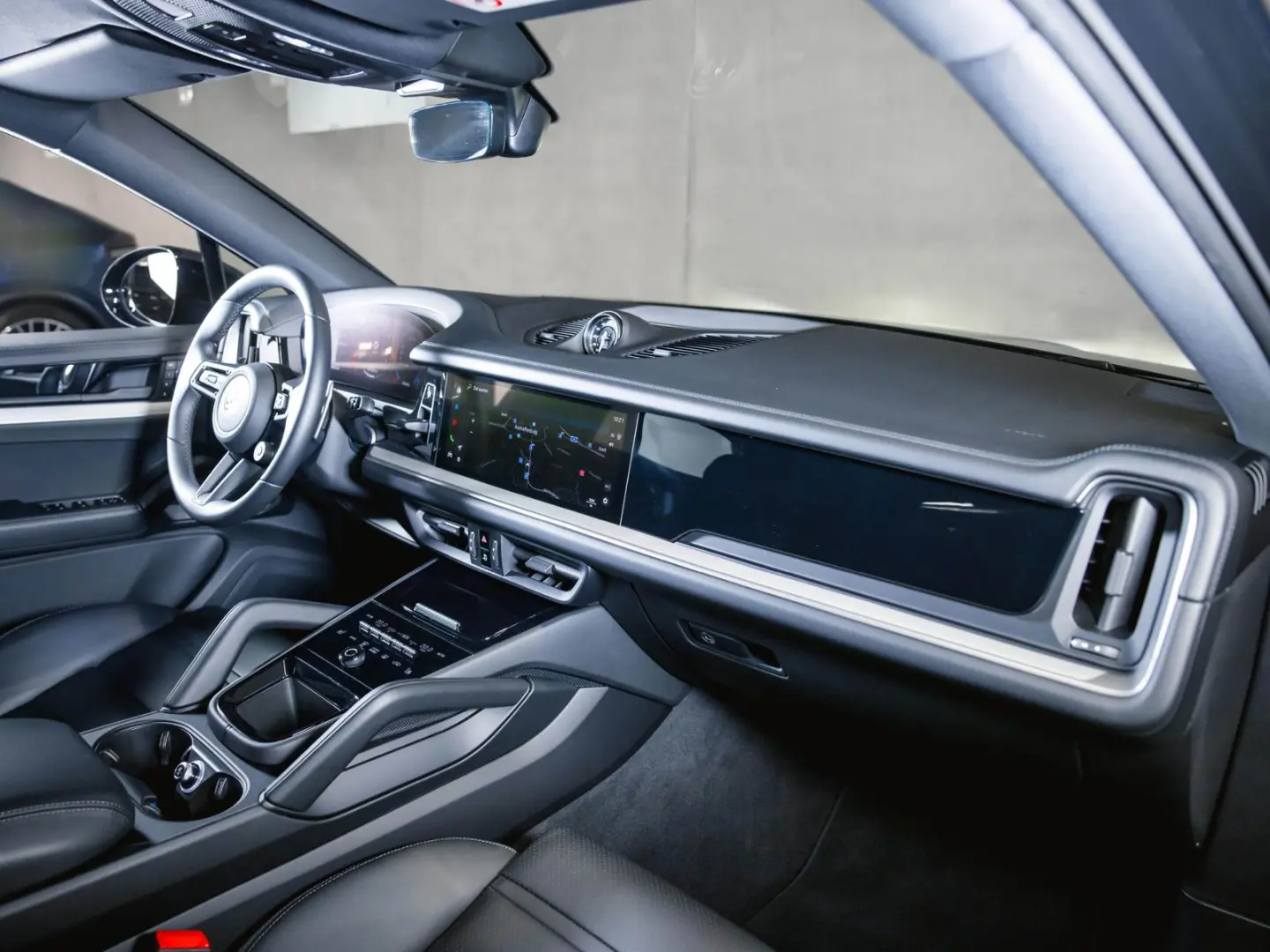 Cayenne Coupé Luftfederung Head-Up InnoDrive