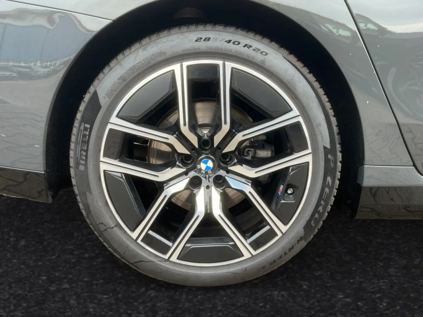 740d xDrive M Sport SkyLounge Standhzg. Autobahn