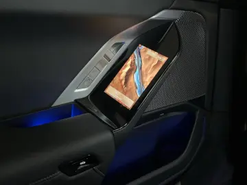 740d xdr M Sport StHz Sky DAPro PAPro AHK Iconic