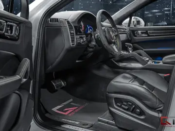 Cayenne Turbo S E-Hyb Coupé Frane Ceramice