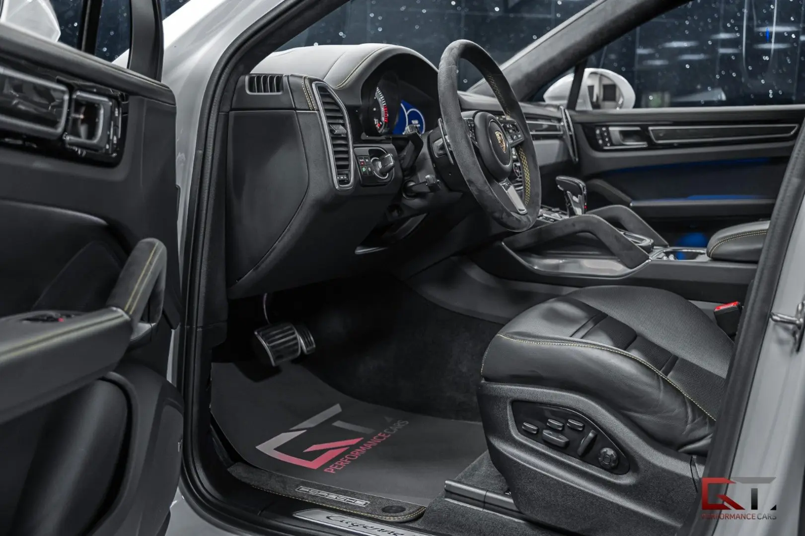 Cayenne Turbo S E-Hyb Coupé Frane Ceramice