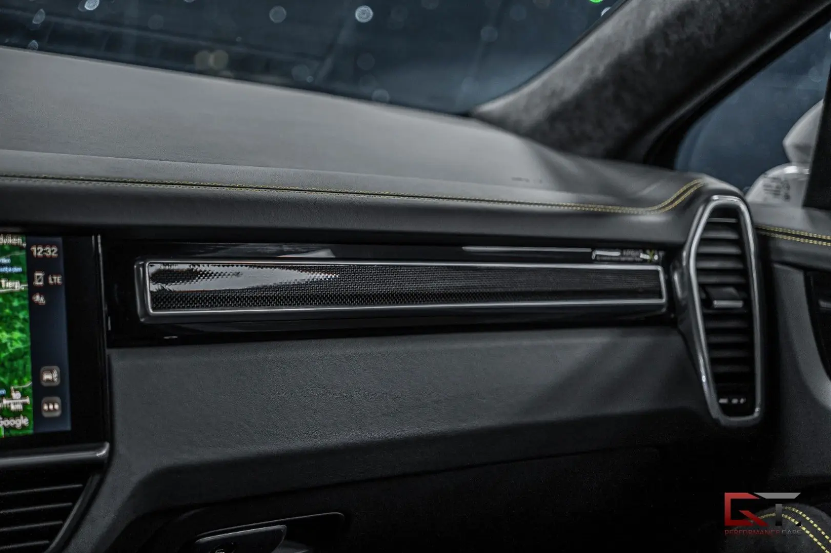 Cayenne Turbo S E-Hyb Coupé Frane Ceramice