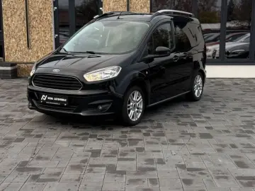 Ford Tourneo Courier 1.0 EcoBoost Titanium