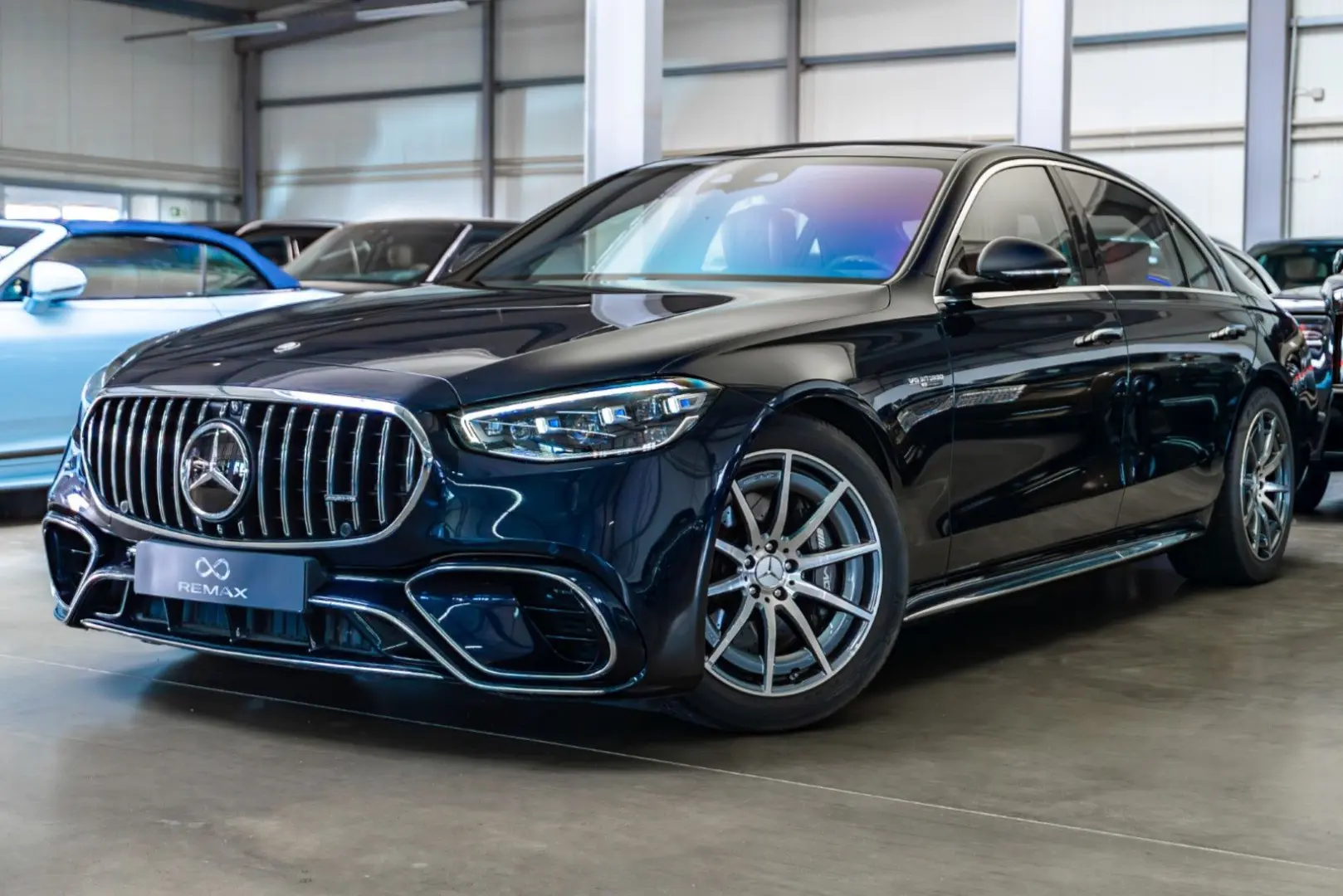 S 63 AMG e 4M Perf   Red Interior   Carbon