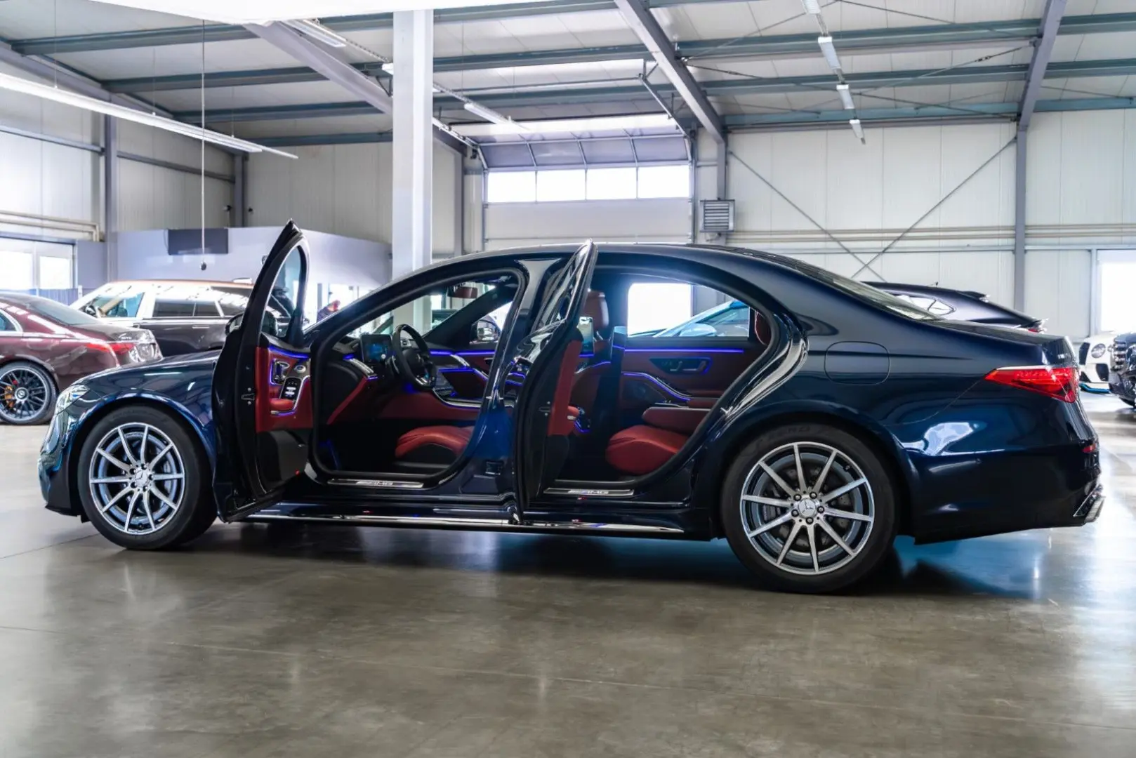 S 63 AMG e 4M Perf   Red Interior   Carbon