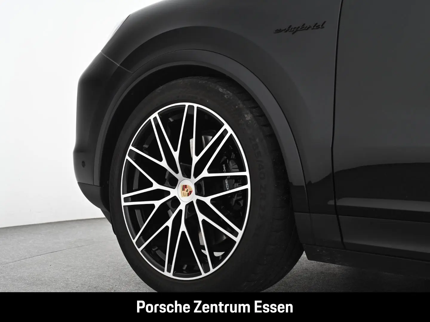 Cayenne E-Hybrid CP 22'' Abstand Luftf. HD-Matri