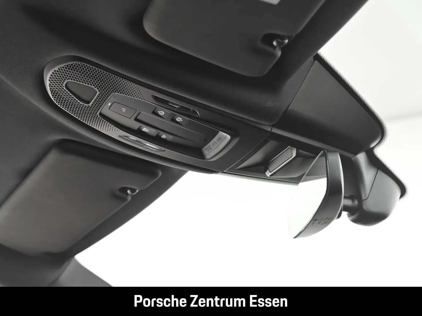 Cayenne E-Hybrid CP 22'' Abstand Luftf. HD-Matri