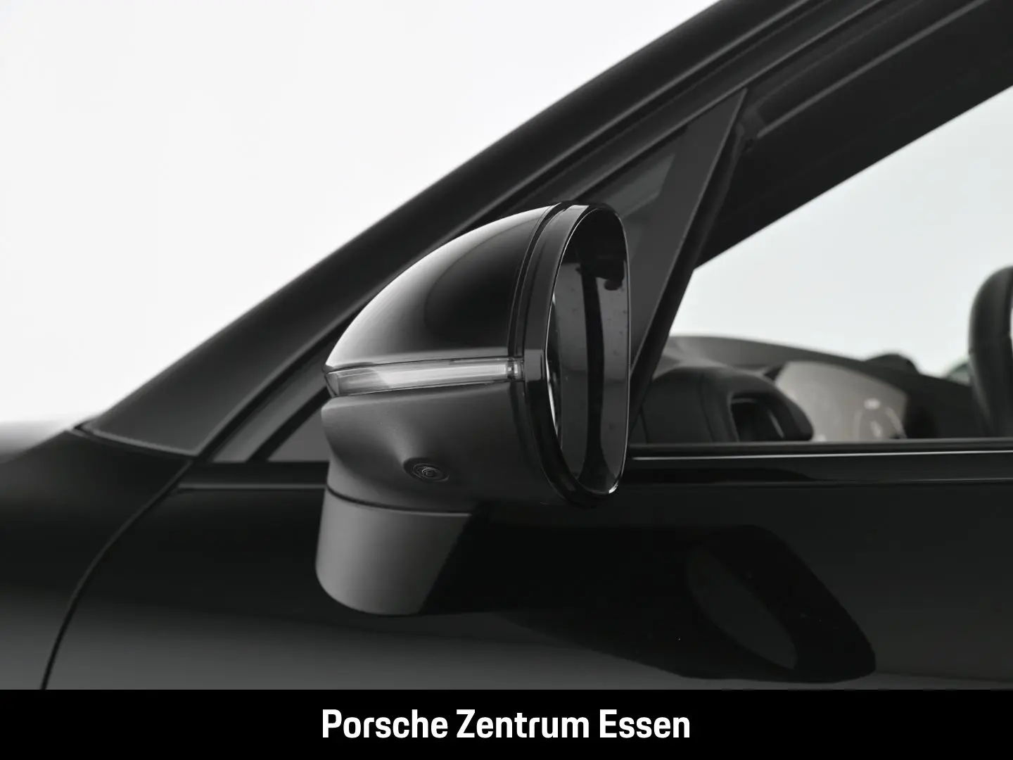 Cayenne E-Hybrid CP 22'' Abstand Luftf. HD-Matri