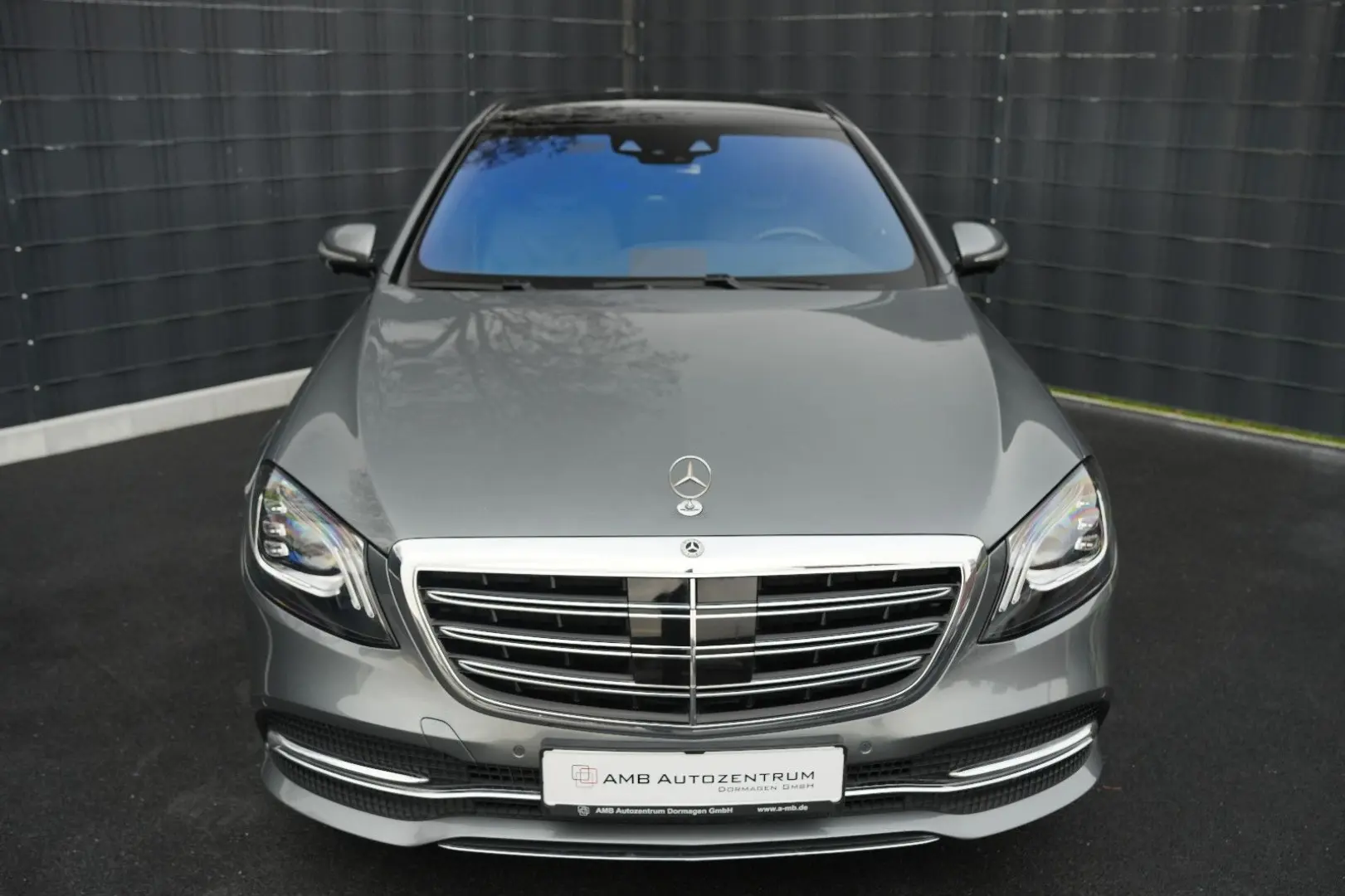 S 560 e L 9G-TRONIC PANO 360 LEDER MULTIBEAM-LED