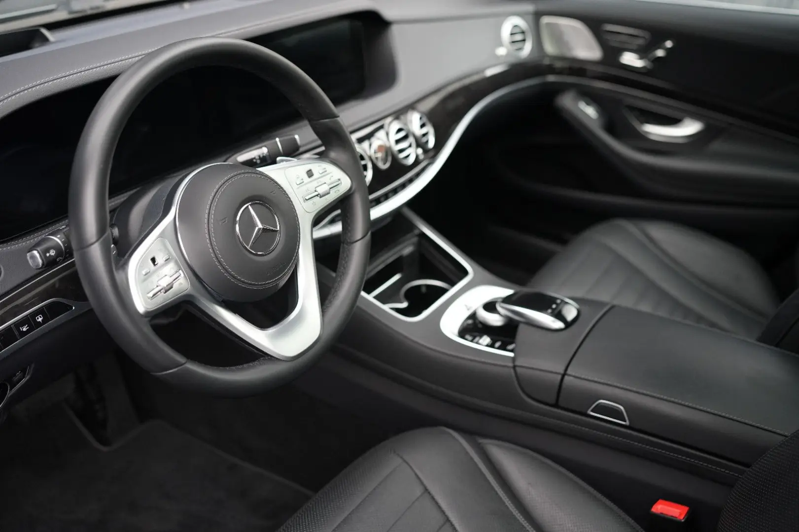 S 560 e L 9G-TRONIC PANO 360 LEDER MULTIBEAM-LED