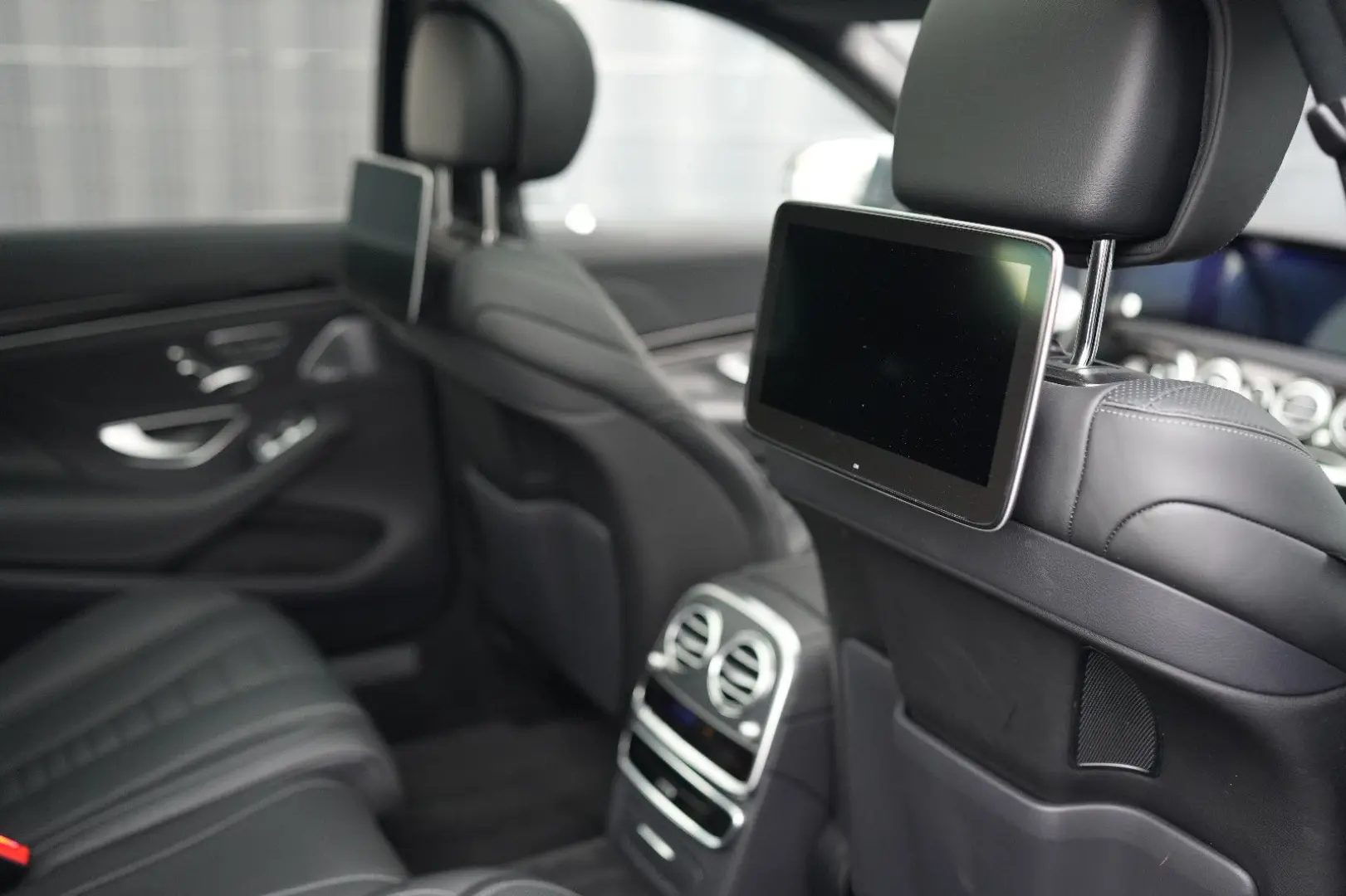 S 560 e L 9G-TRONIC PANO 360 LEDER MULTIBEAM-LED