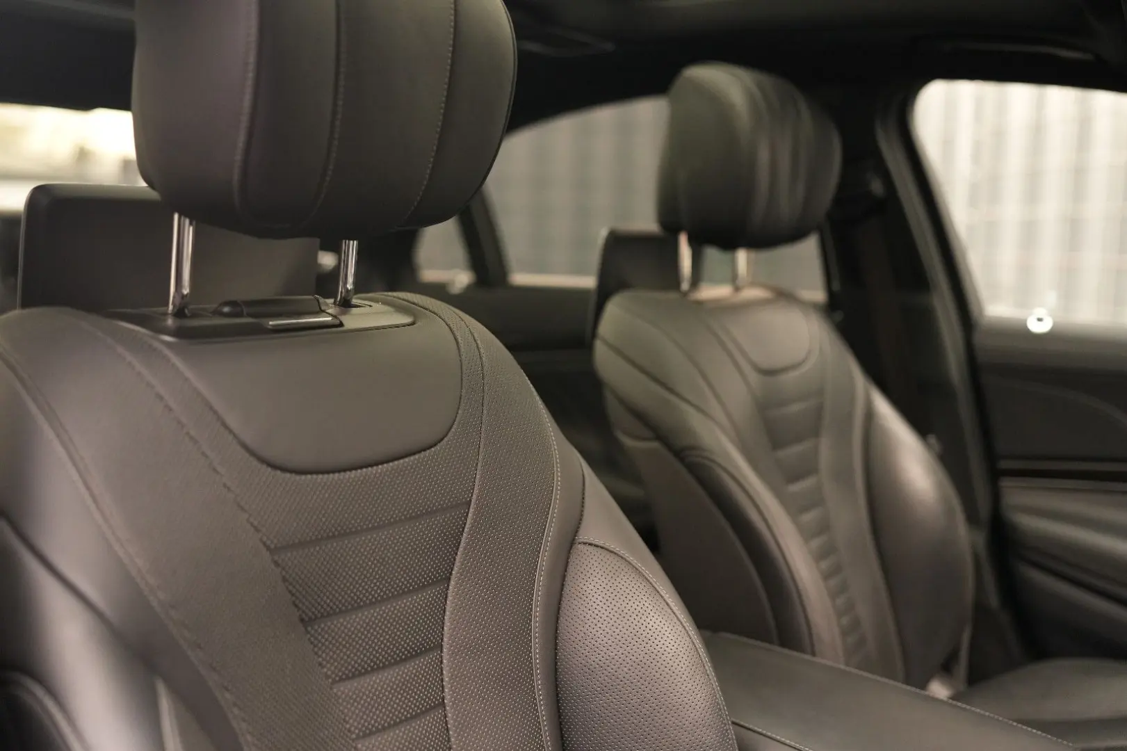 S 560 e L 9G-TRONIC PANO 360 LEDER MULTIBEAM-LED