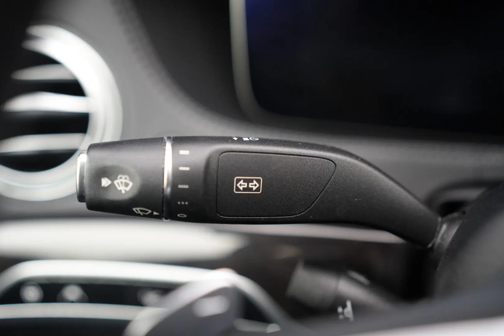 S 560 e L 9G-TRONIC PANO 360 LEDER MULTIBEAM-LED