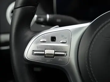 S 560 e L 9G-TRONIC PANO 360 LEDER MULTIBEAM-LED