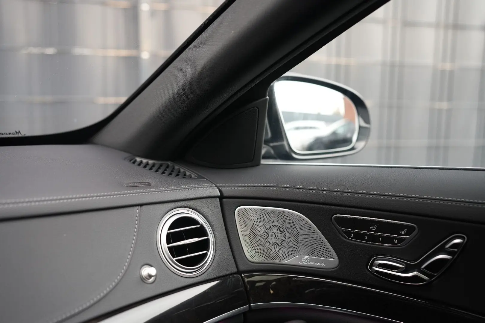 S 560 e L 9G-TRONIC PANO 360 LEDER MULTIBEAM-LED