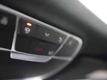 S 560 e L 9G-TRONIC PANO 360 LEDER MULTIBEAM-LED