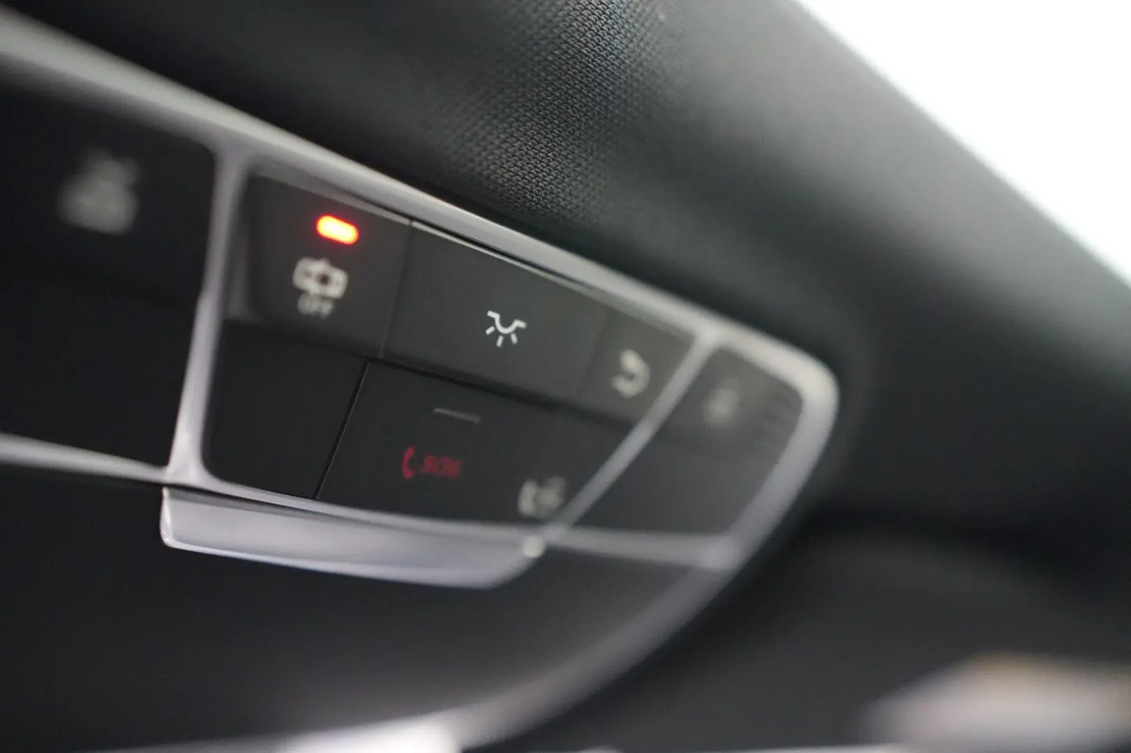 S 560 e L 9G-TRONIC PANO 360 LEDER MULTIBEAM-LED