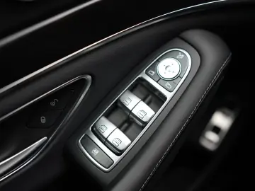 S 560 e L 9G-TRONIC PANO 360 LEDER MULTIBEAM-LED