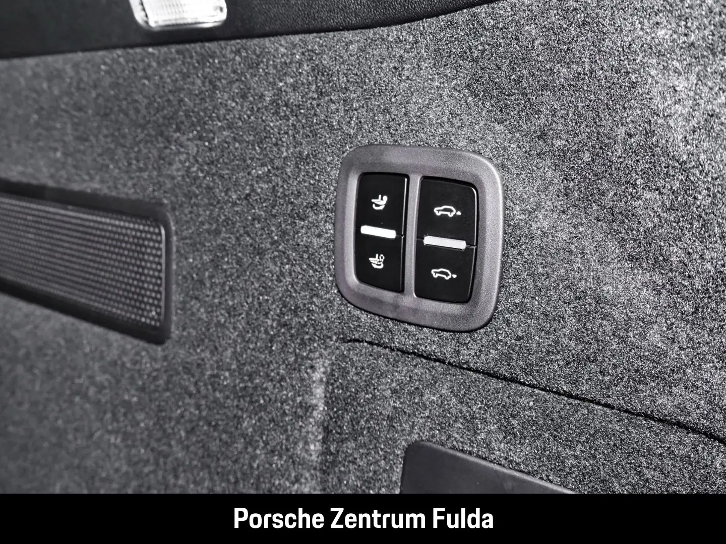 Cayenne E-Hybrid Coupe BOSE Panoramadach LED