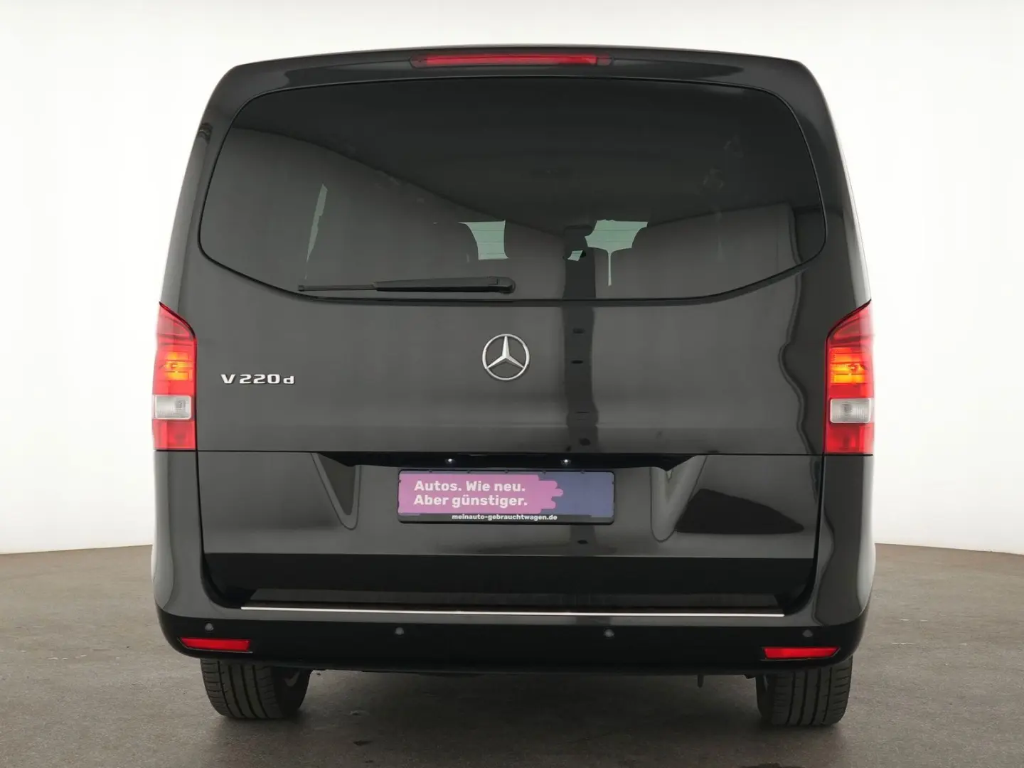 V 220d lang AHK Navi CarPlay Rückfahrkamera