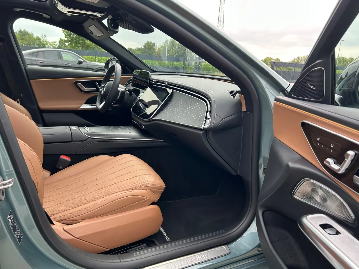 E450d 4M AMG Night Premium -HUD-Pano-Softcl-21Zo