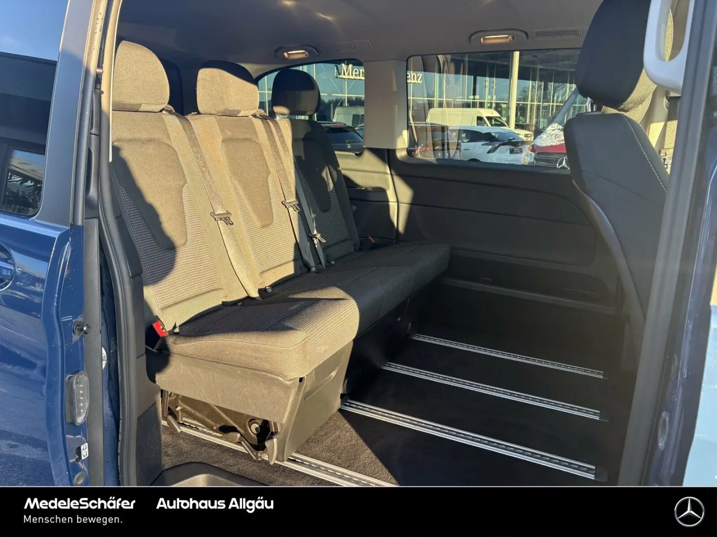 V 220 d EDITION Kompakt LIEGEPAKET KAMERA 9G