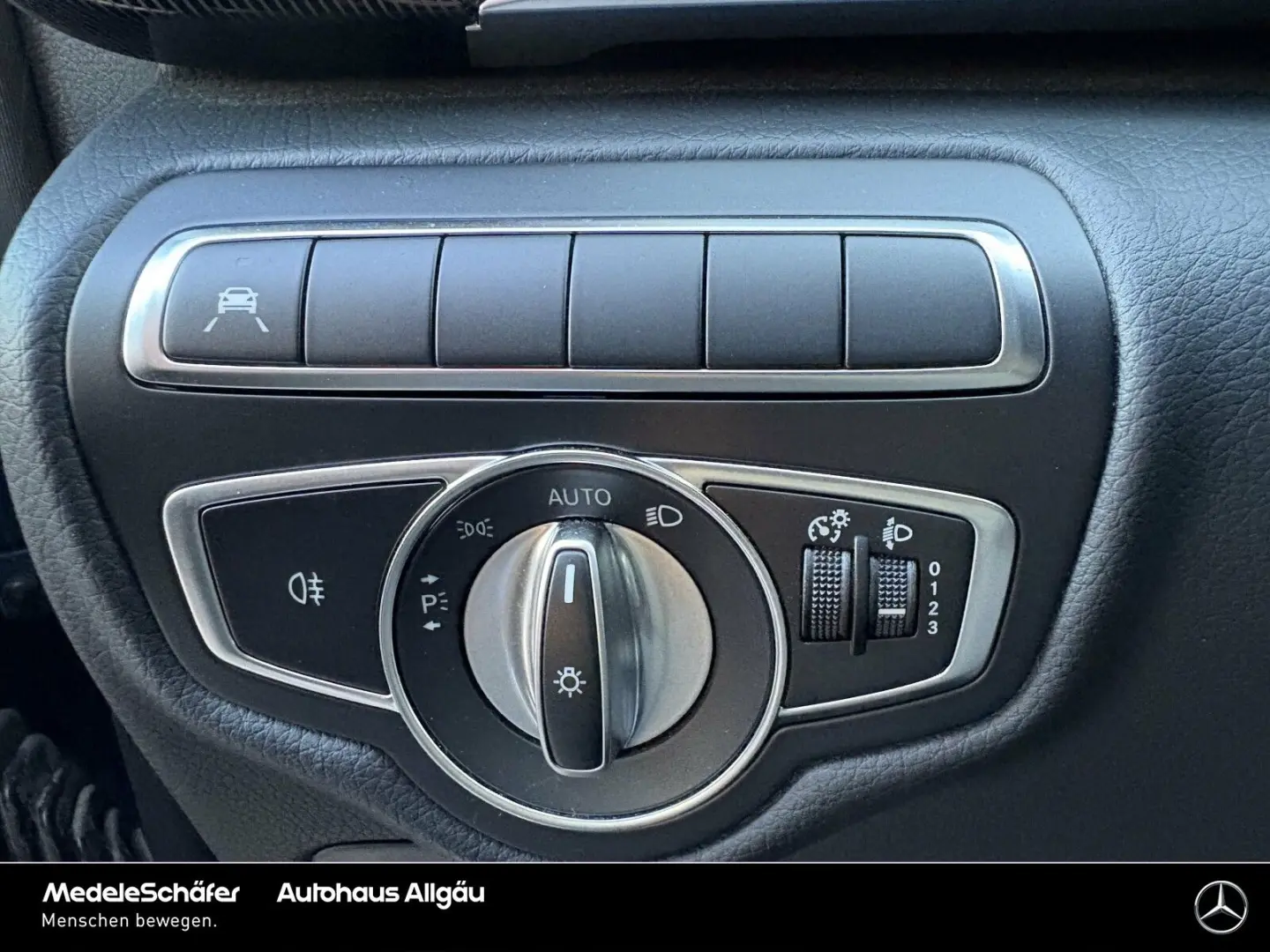 V 220 d EDITION Kompakt LIEGEPAKET KAMERA 9G