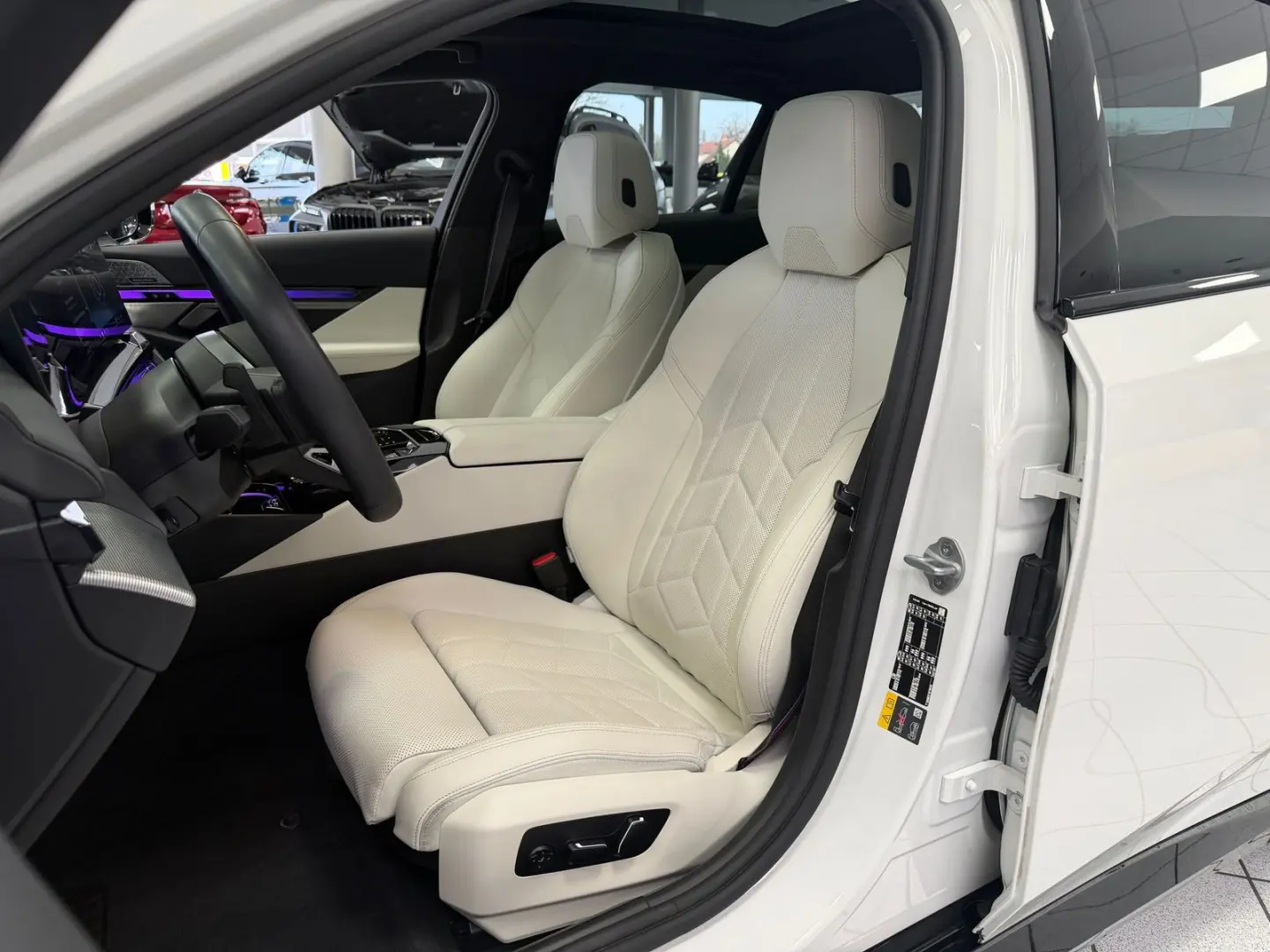 550 e xD M-Sport Pro PANO B&W ICONIC AHK 360