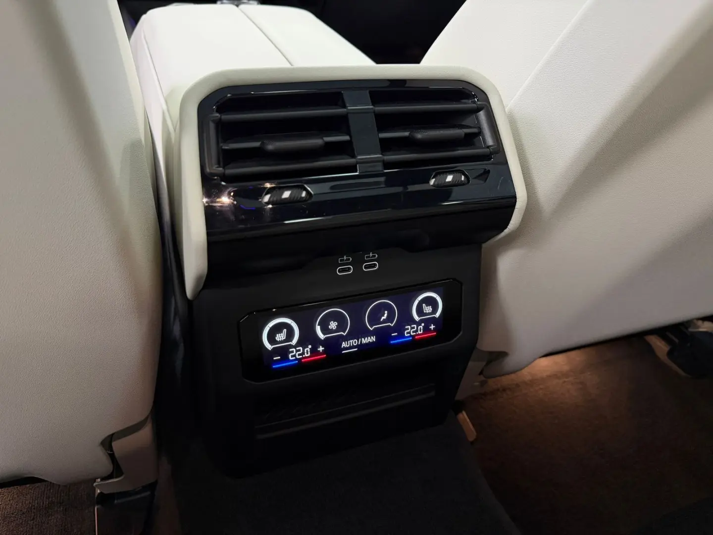 550 e xD M-Sport Pro PANO B&W ICONIC AHK 360