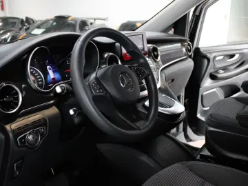 V 220d 9G  RISE  Kompakt Navi Kamera Liege-Paket