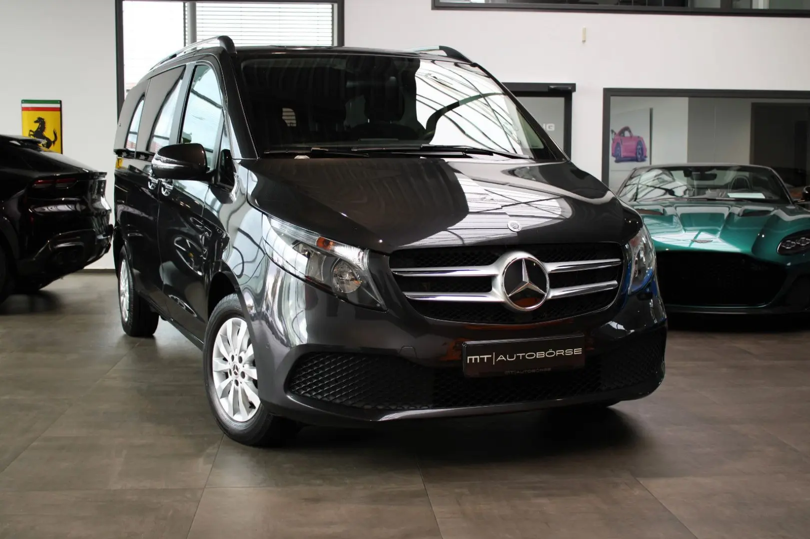 V 220d 9G  RISE  Kompakt Navi Kamera Liege-Paket