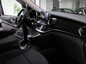 V 220d 9G  RISE  Kompakt Navi Kamera Liege-Paket