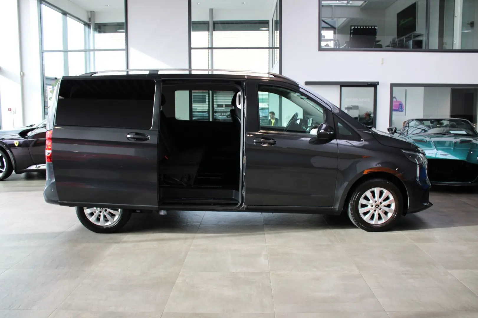 V 220d 9G  RISE  Kompakt Navi Kamera Liege-Paket