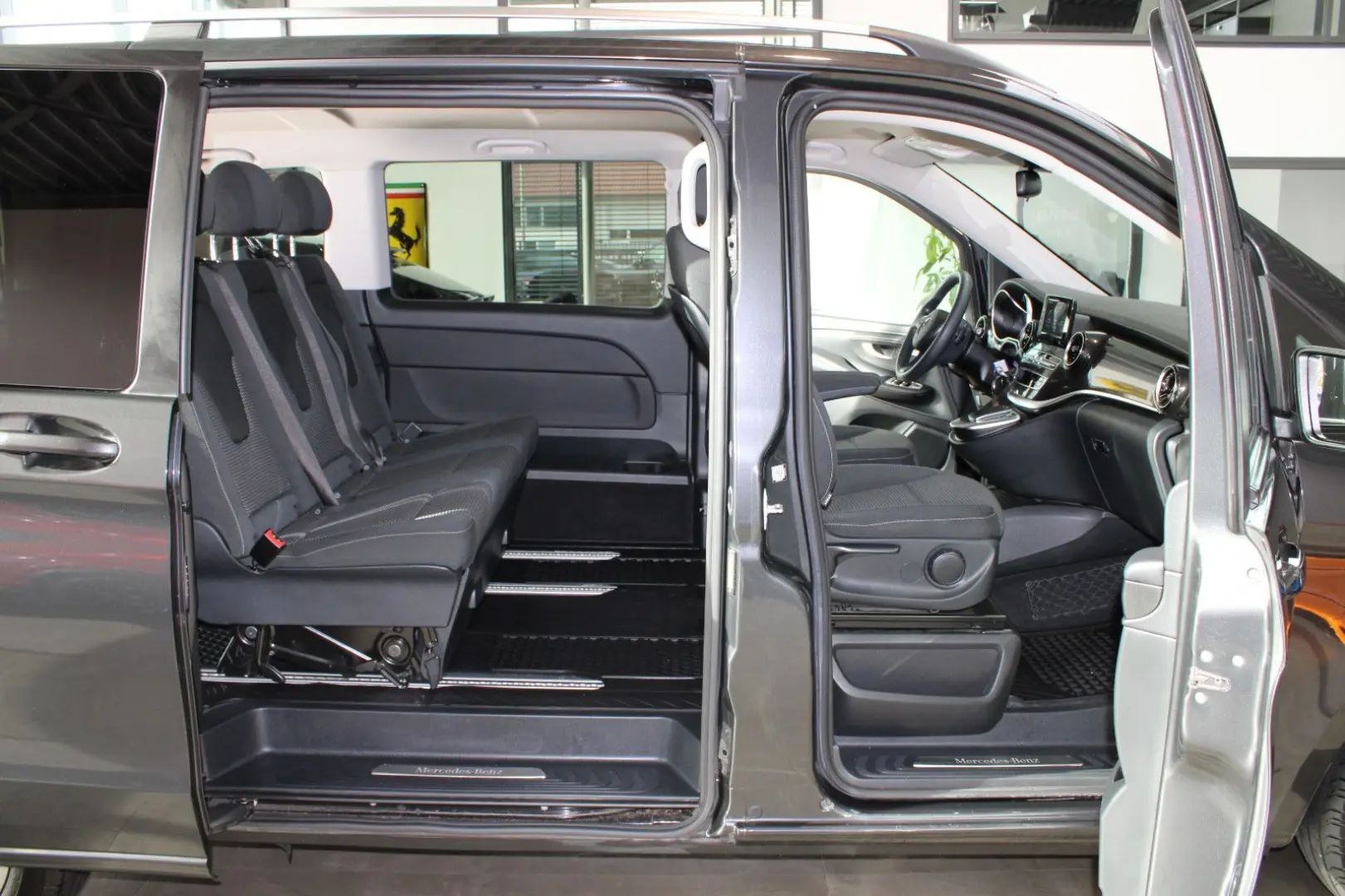 V 220d 9G  RISE  Kompakt Navi Kamera Liege-Paket