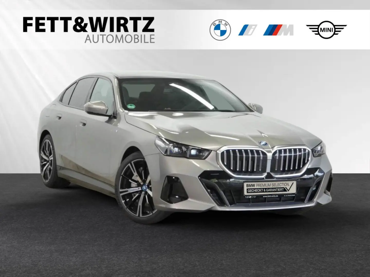 550e xDrive  € 1.190 Zubehörbonus M Sport