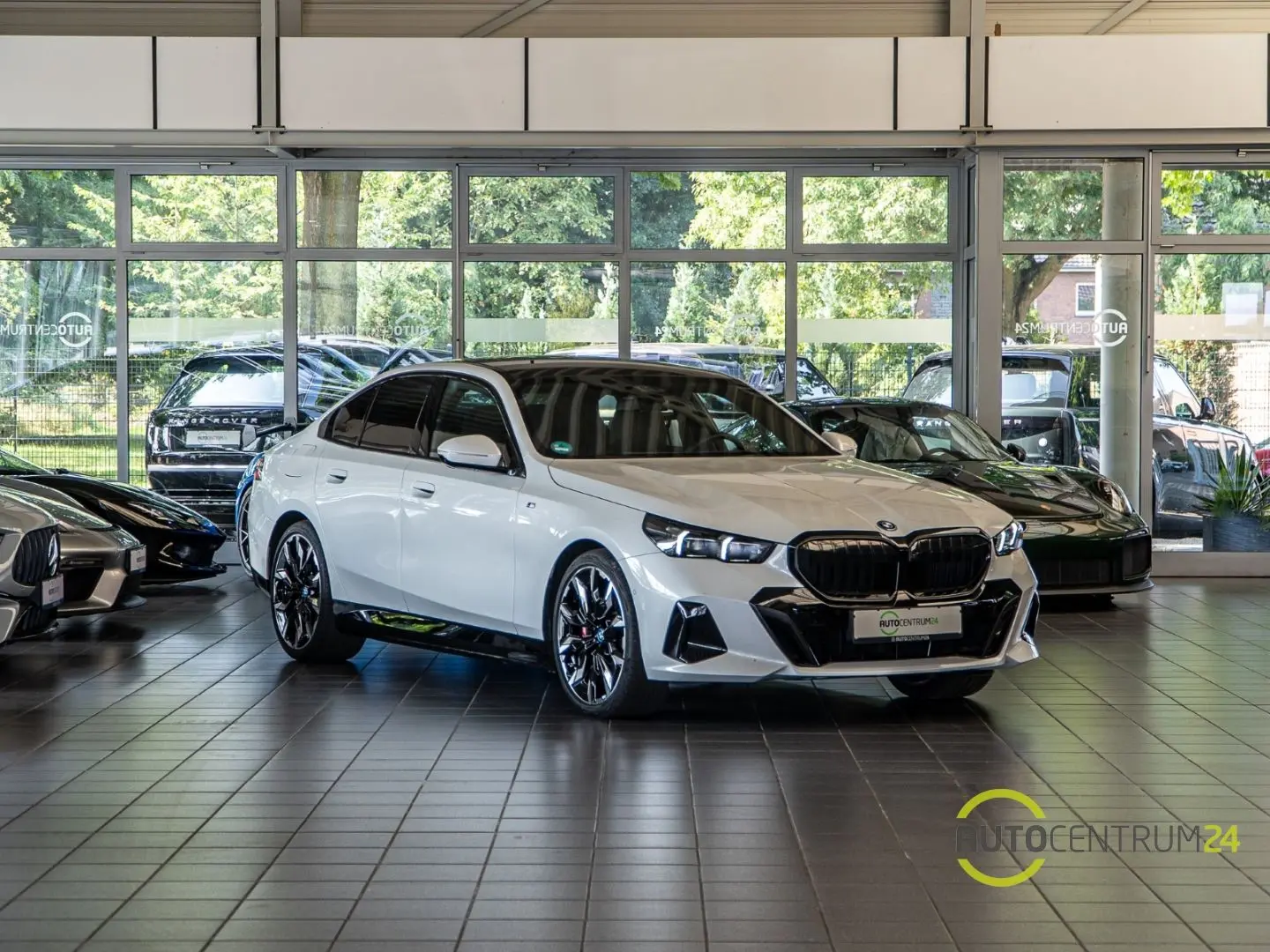 550 e xDrive M Sport Inno Travel Carbon Comfort