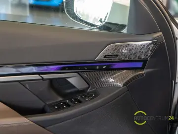 550 e xDrive M Sport Inno Travel Carbon Comfort