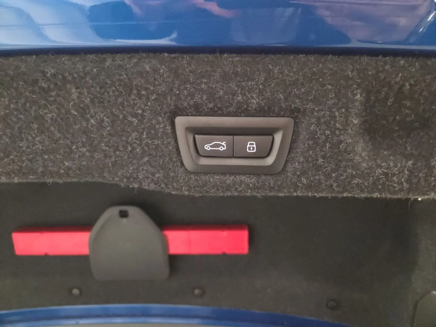 550e xDrive Sonderlack PanoDach M-SportPro M-Sha