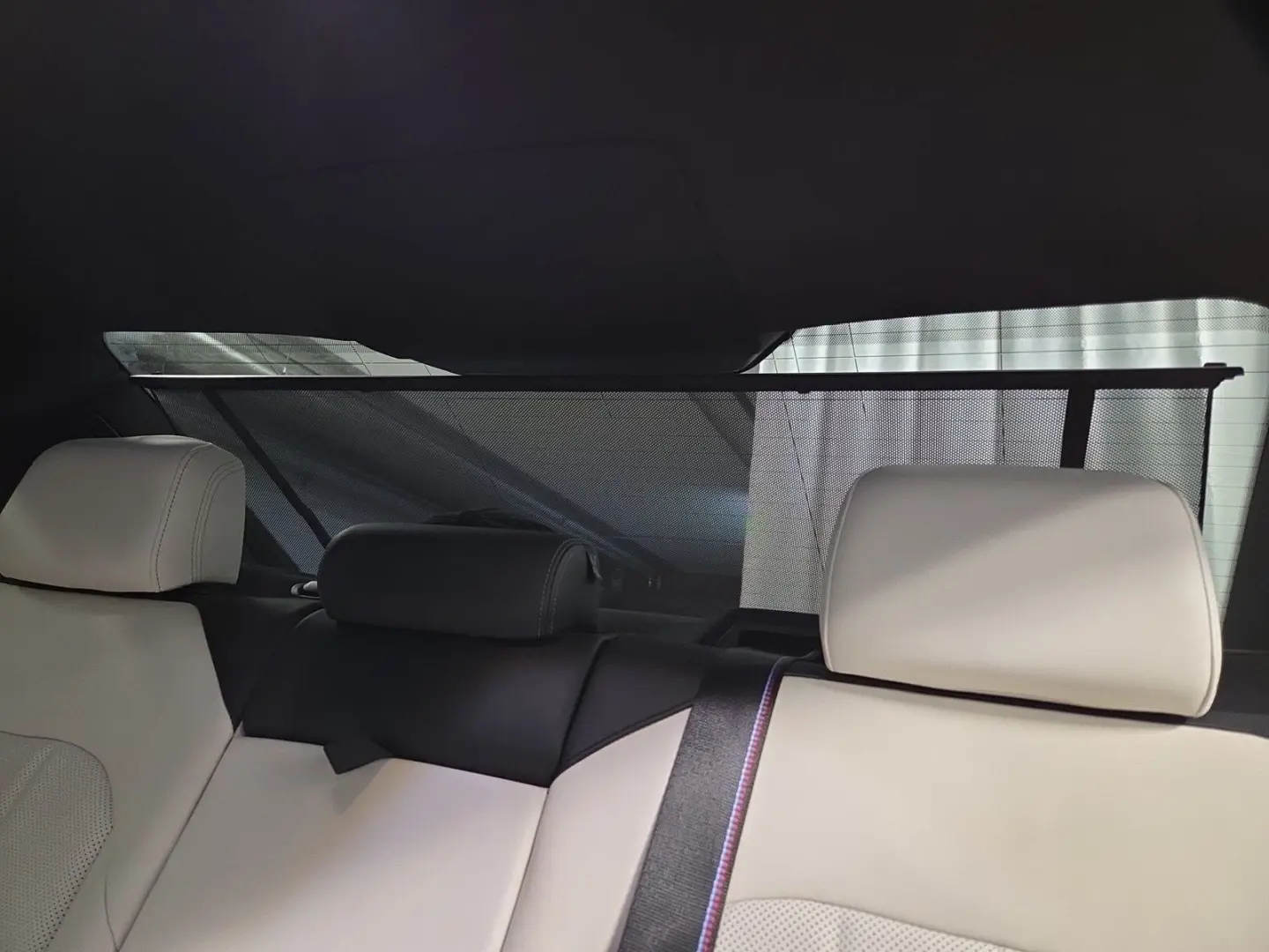 550e xDrive Sonderlack PanoDach M-SportPro M-Sha