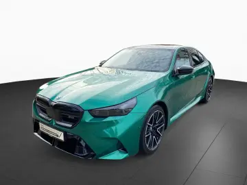 M5 Lim DA PA-Prof HUD B&W Sitzbel Pano Ad-LED 21