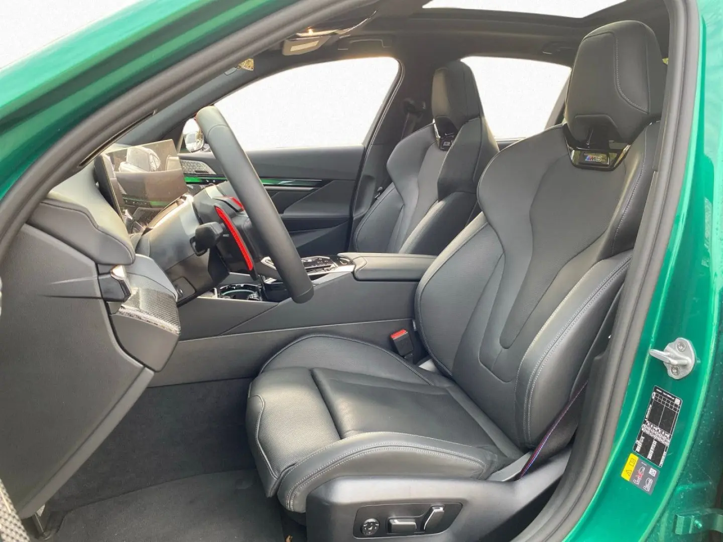 M5 Lim DA PA-Prof HUD B&W Sitzbel Pano Ad-LED 21