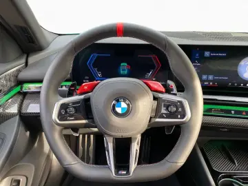 M5 Lim DA PA-Prof HUD B&W Sitzbel Pano Ad-LED 21